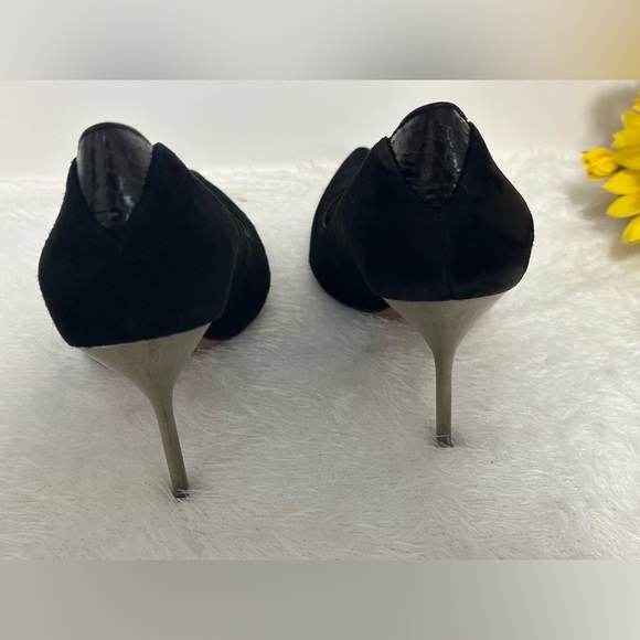 Sam Edelman Black and Gold Stiletto Heels 🖤💛 - Picture 4 of 9